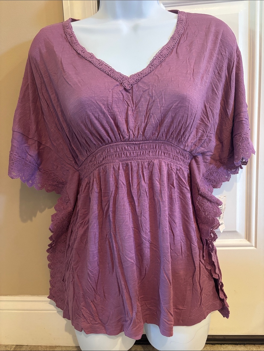 Decree Mauve Lace-Trim V-Neck Tunic